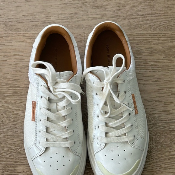 Tory Burch Shoes - Tory Burch Cream-White Leather Low-Top Sneakers